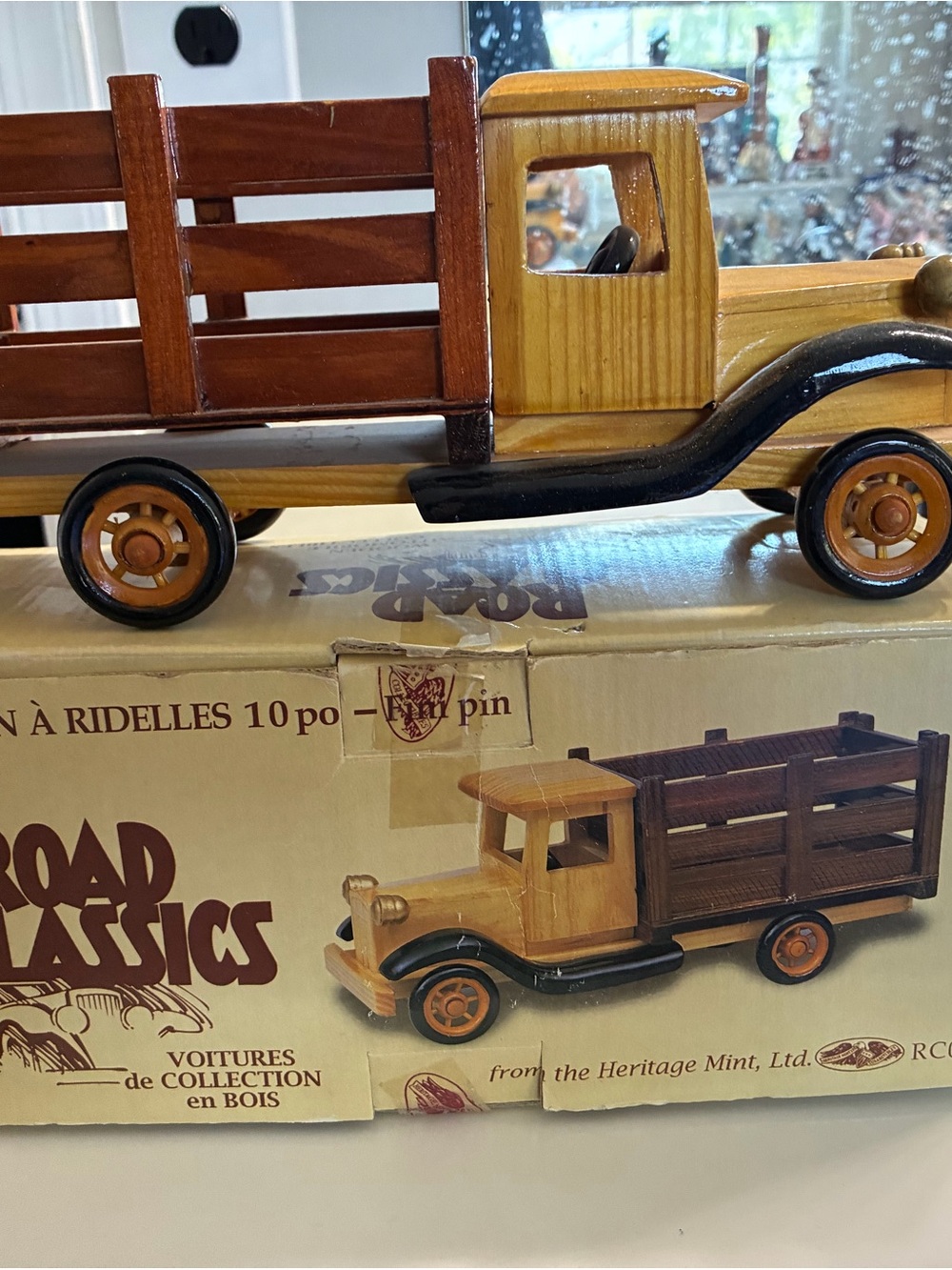 Heritage Mint Road Classics Wooden Stake Truck in Natural Wood & Brown. Boxed